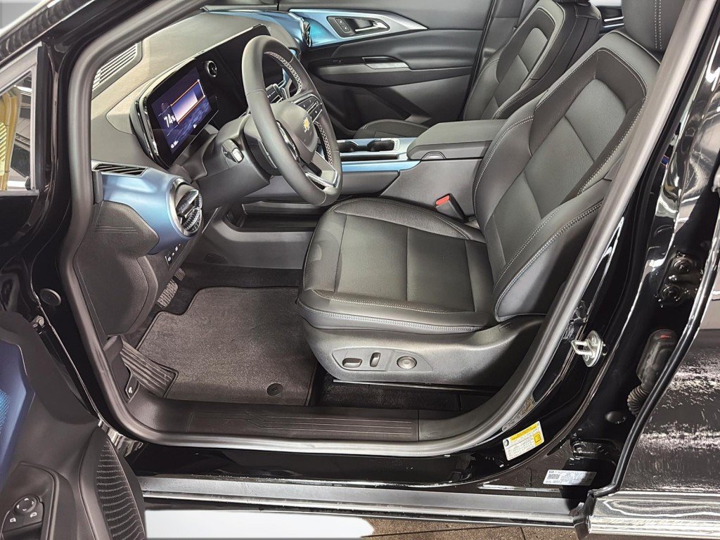 2024 Chevrolet EQUINOX in Saint-Hyacinthe, Quebec - 9 - w1024h768px