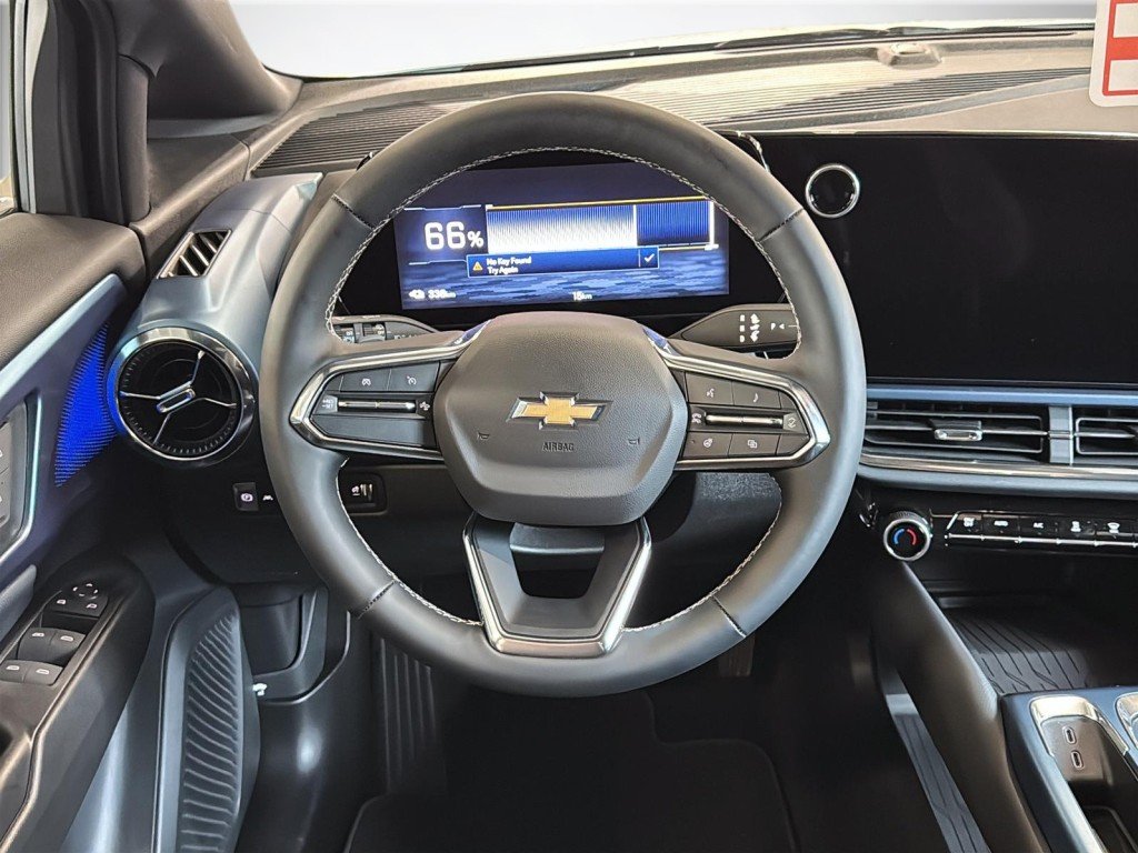 2024 Chevrolet Equinox AWD in Saint-Hyacinthe, Quebec - 11 - w1024h768px