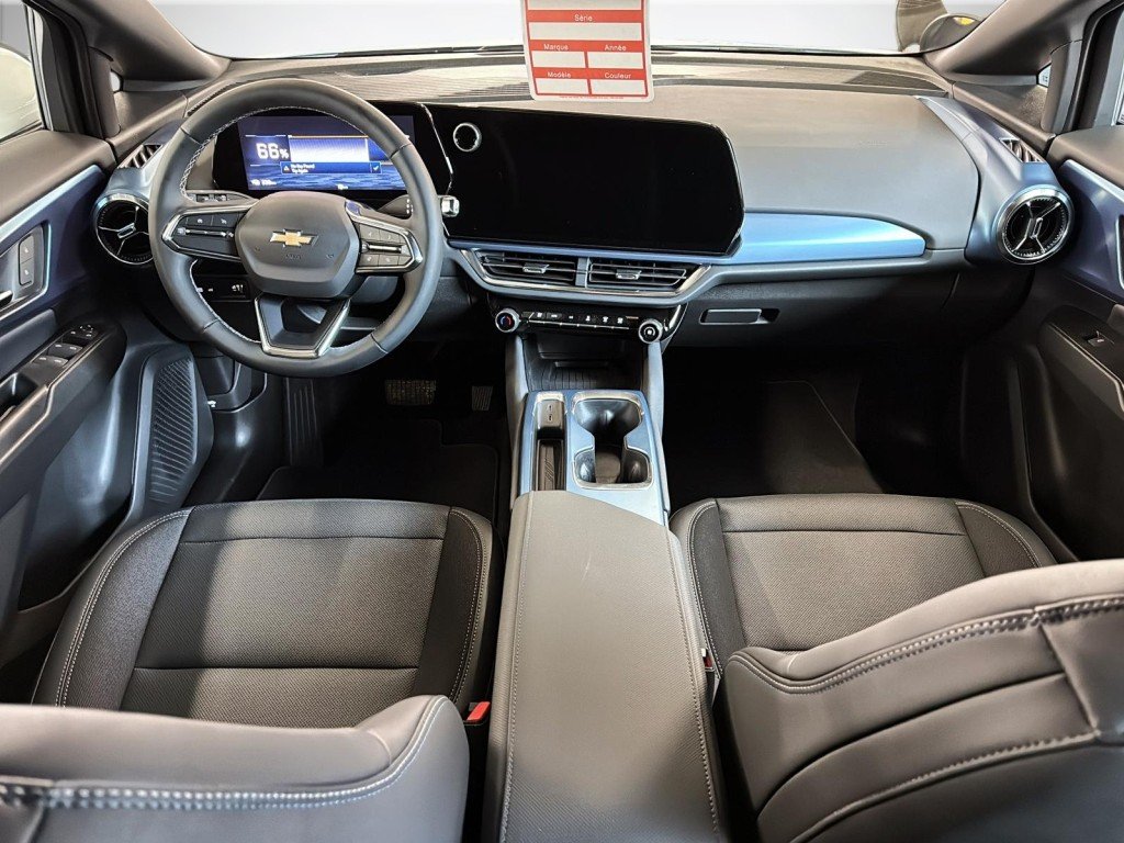 2024 Chevrolet Equinox AWD in Saint-Hyacinthe, Quebec - 10 - w1024h768px