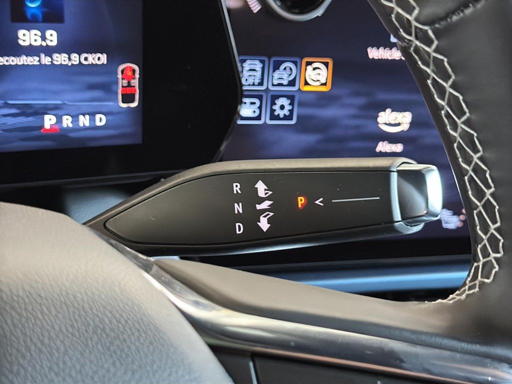 2024 Chevrolet Equinox AWD in Saint-Hyacinthe, Quebec - 14 - w1024h768px