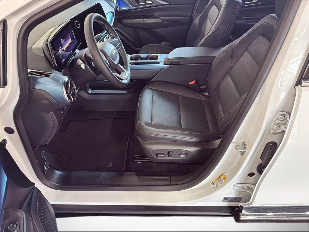 2024 Chevrolet Equinox AWD in Saint-Hyacinthe, Quebec - 9 - w1024h768px