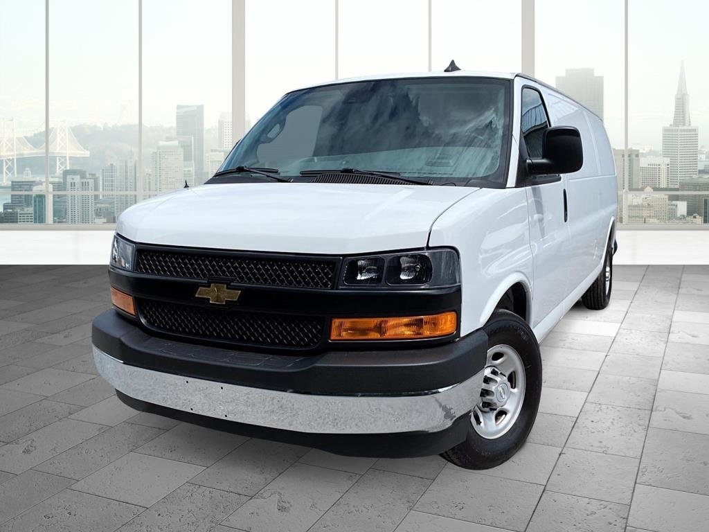 2019 Chevrolet Express in Saint-Hyacinthe, Quebec - 1 - w1024h768px