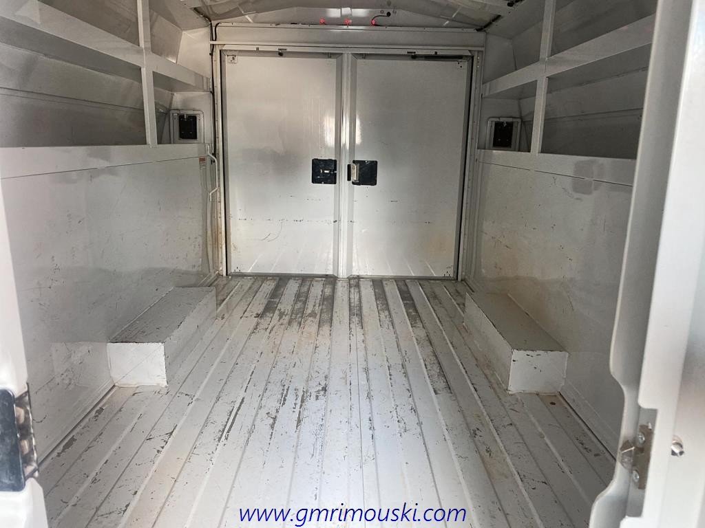 Chevrolet EXPRESS  2022 à Saint-Hyacinthe, Québec - 8 - w1024h768px