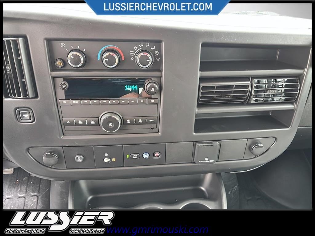 Chevrolet FOURGONNETTE UTILITAIRE LONGUE EXPRESS  2024 à Saint-Hyacinthe, Québec - 9 - w1024h768px