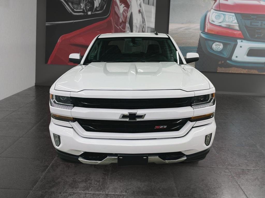 2019 Chevrolet Silverado 1500 in Saint-Hyacinthe, Quebec - 2 - w1024h768px