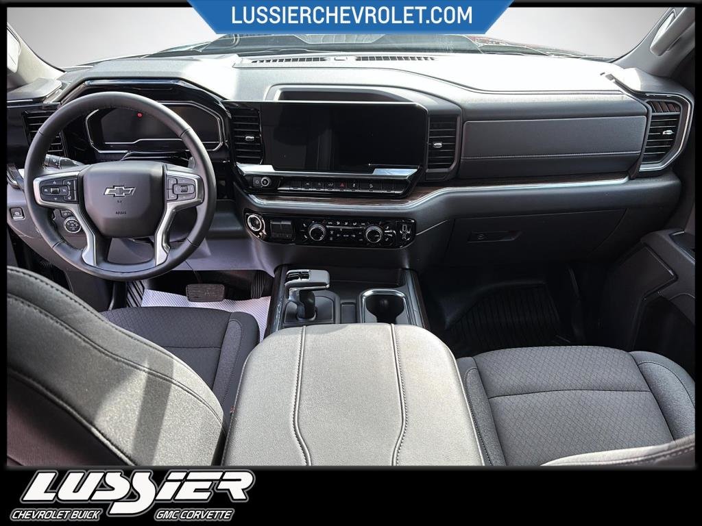 2025 Chevrolet Silverado 1500 in Saint-Hyacinthe, Quebec - 8 - w1024h768px