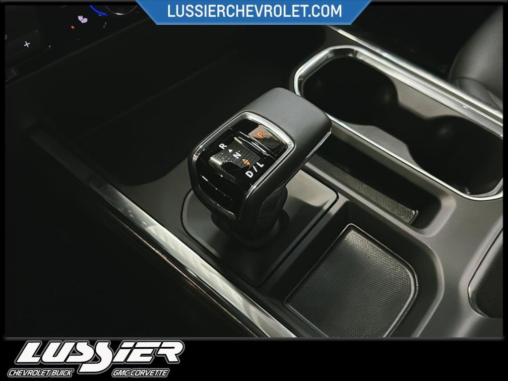 Chevrolet Silverado 1500  2026 à Saint-Hyacinthe, Québec - 15 - w1024h768px