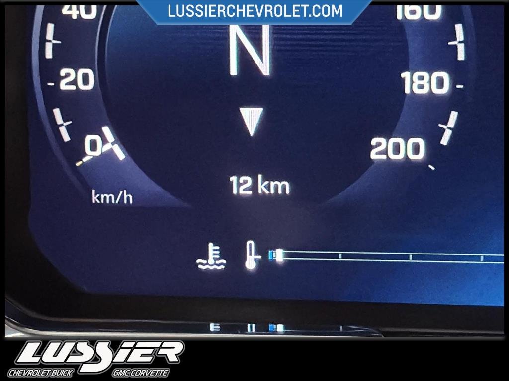 Chevrolet Silverado 1500  2026 à Saint-Hyacinthe, Québec - 13 - w1024h768px