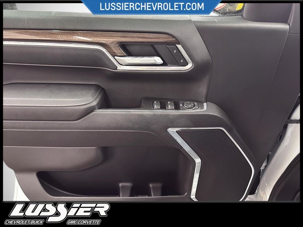 Chevrolet Silverado 1500  2026 à Saint-Hyacinthe, Québec - 10 - w1024h768px