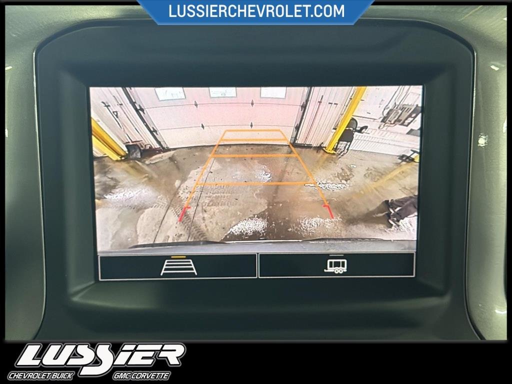 Chevrolet Silverado 1500  2026 à Saint-Hyacinthe, Québec - 16 - w1024h768px