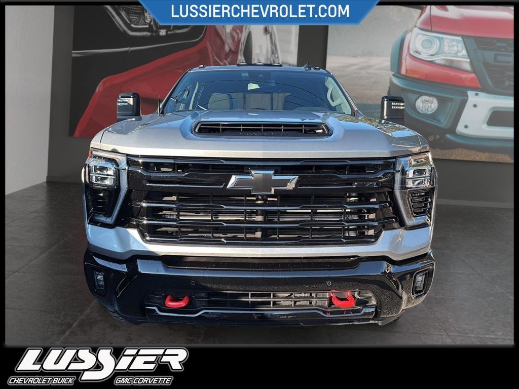 2025 Chevrolet SILVERADO 2500 CAISSE STANDARD DE 6 PIED in Saint-Hyacinthe, Quebec - 2 - w1024h768px