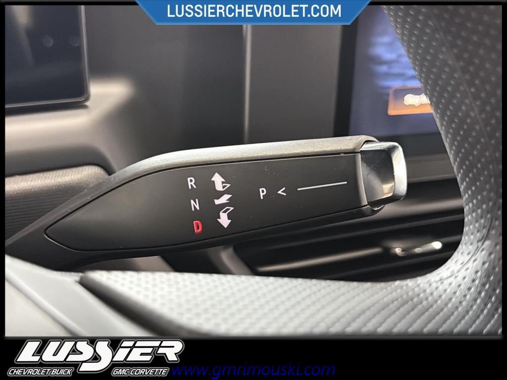 2024 Chevrolet SILVERADO CREW CAB EV in Saint-Hyacinthe, Quebec - 13 - w1024h768px