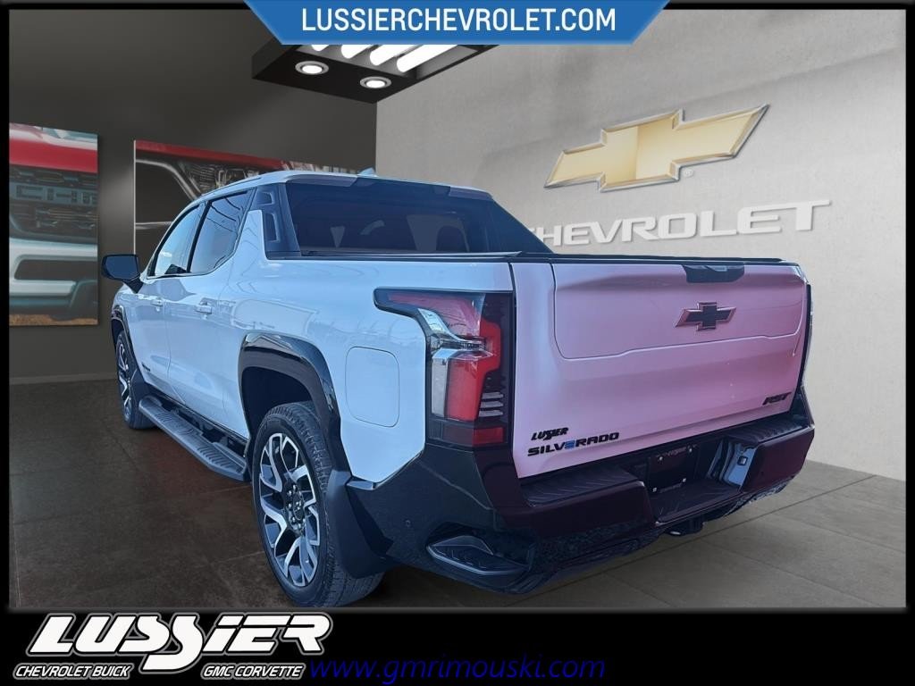 Chevrolet SILVERADO CREW CAB EV  2024 à Saint-Hyacinthe, Québec - 3 - w1024h768px