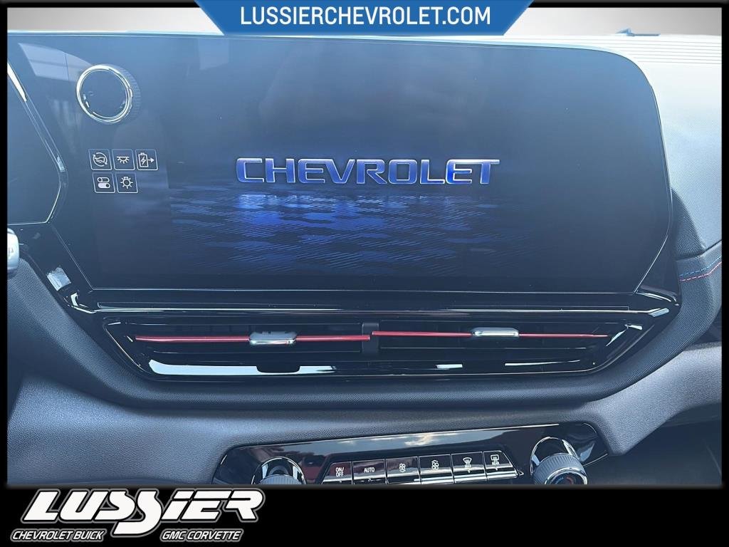 Chevrolet SILVERADO CREW CAB EV  2024 à Saint-Hyacinthe, Québec - 10 - w1024h768px