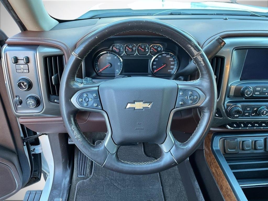 2018 Chevrolet Silverado in Saint-Hyacinthe, Quebec - 12 - w1024h768px