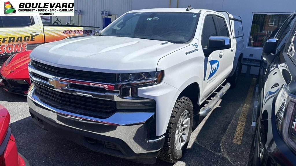 Chevrolet SILVERADO  2021 à Saint-Hyacinthe, Québec - 1 - w1024h768px