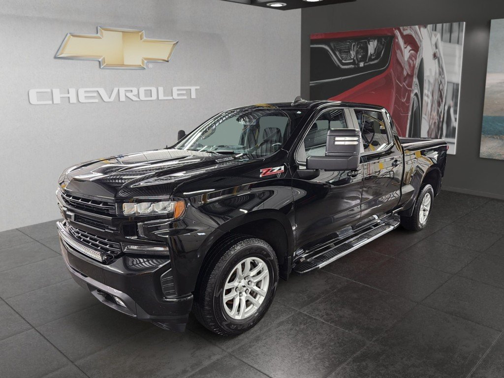 Chevrolet SILVERADO  2021 à Saint-Hyacinthe, Québec - 1 - w1024h768px