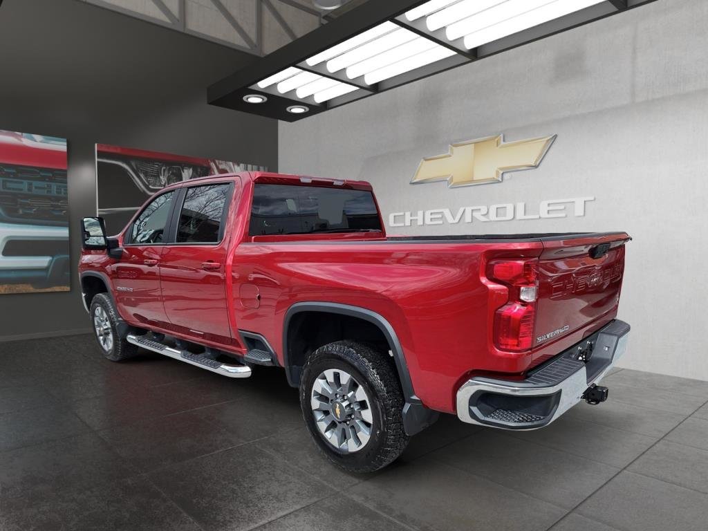 Chevrolet Silverado  2022 à Saint-Hyacinthe, Québec - 4 - w1024h768px