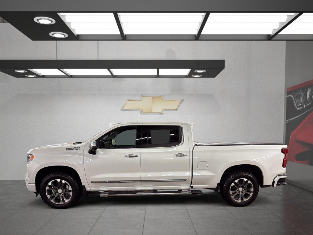 2023 Chevrolet SILVERADO in Saint-Hyacinthe, Quebec - 5 - w1024h768px