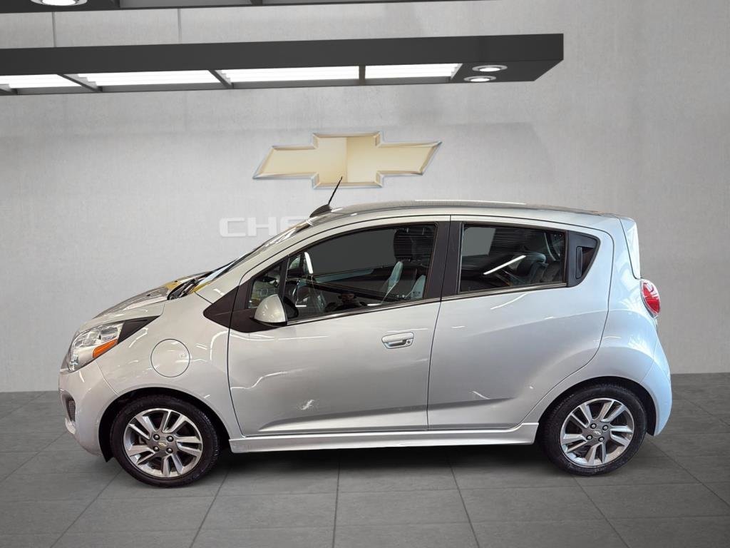 2016 Chevrolet Spark in Saint-Hyacinthe, Quebec - 5 - w1024h768px