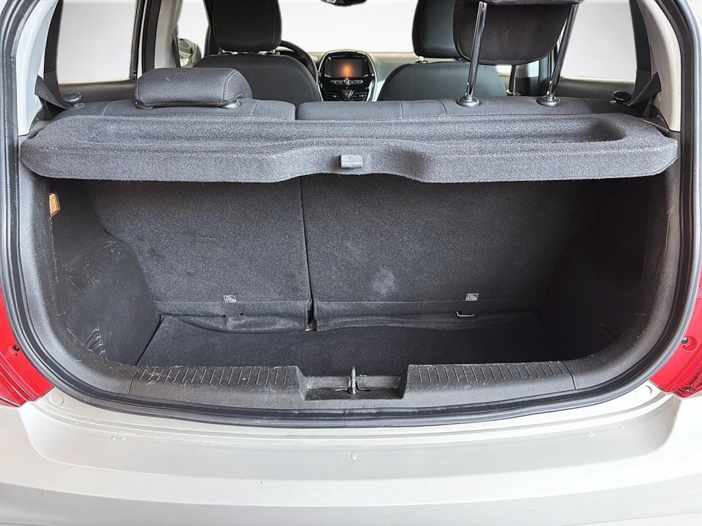 Chevrolet Spark  2017 à Saint-Hyacinthe, Québec - 6 - w1024h768px