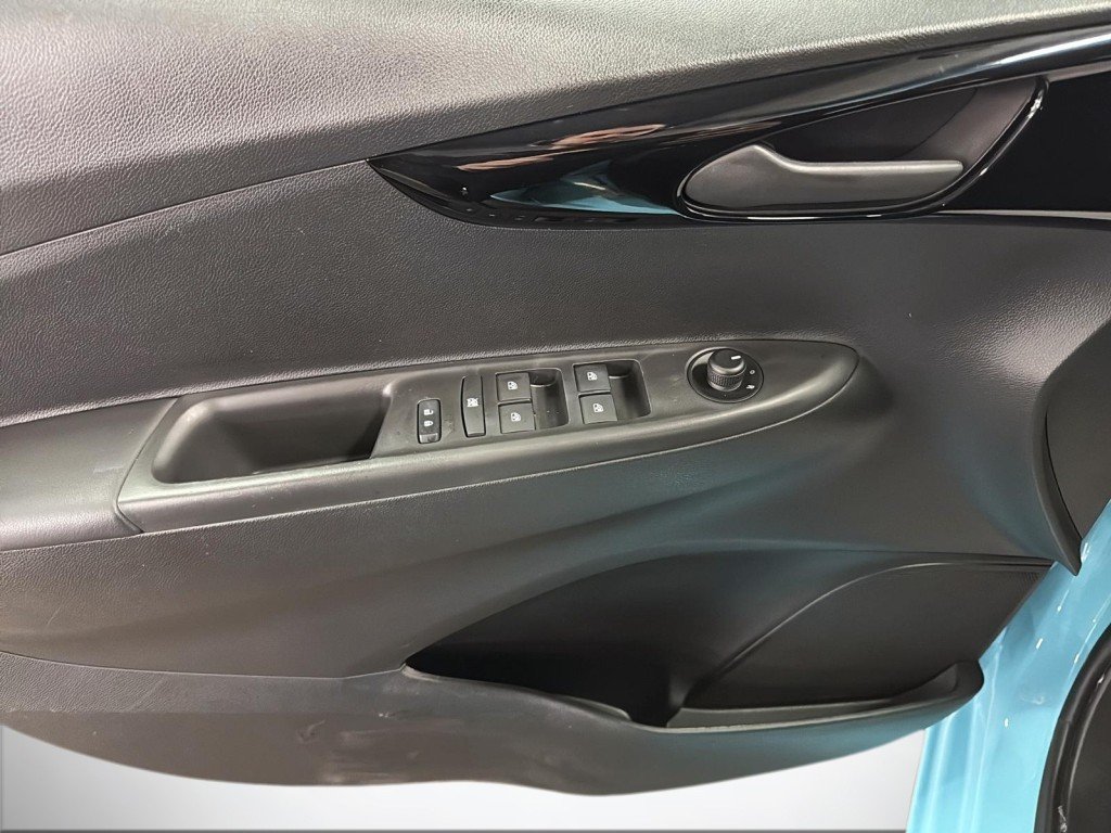 Chevrolet SPARK  2022 à Saint-Hyacinthe, Québec - 11 - w1024h768px