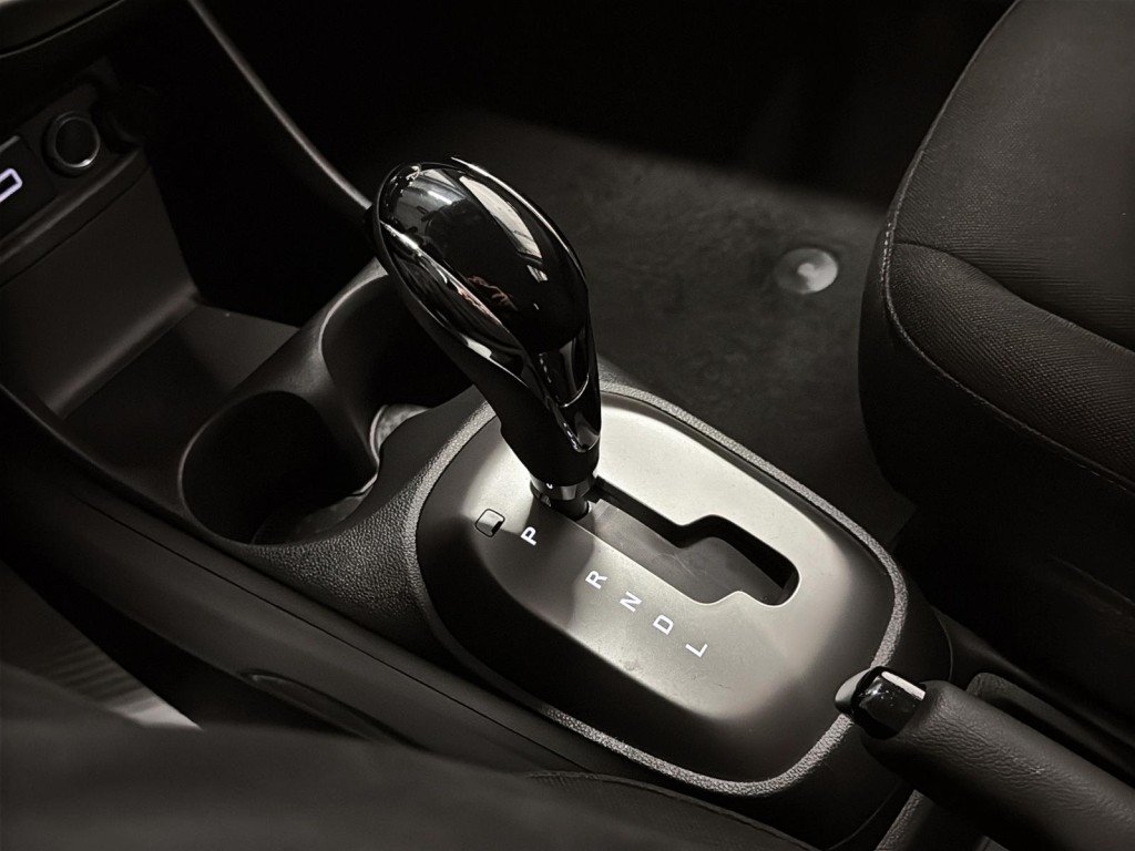 Chevrolet SPARK  2022 à Saint-Hyacinthe, Québec - 15 - w1024h768px