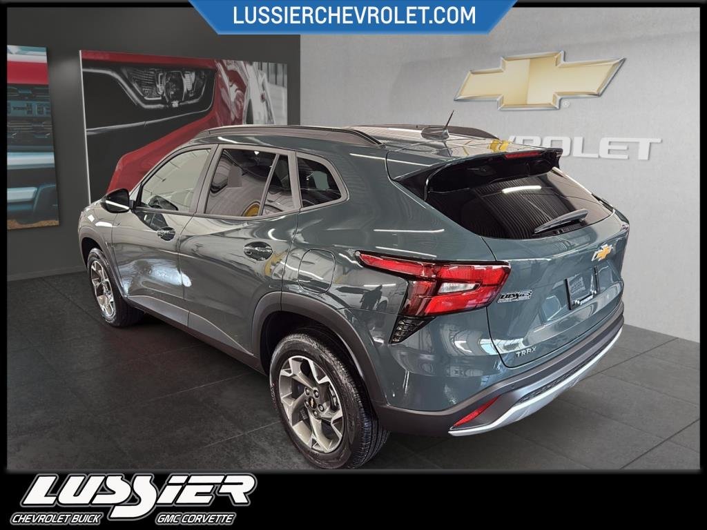 2025 Chevrolet TRAX LT in Saint-Hyacinthe, Quebec - 4 - w1024h768px