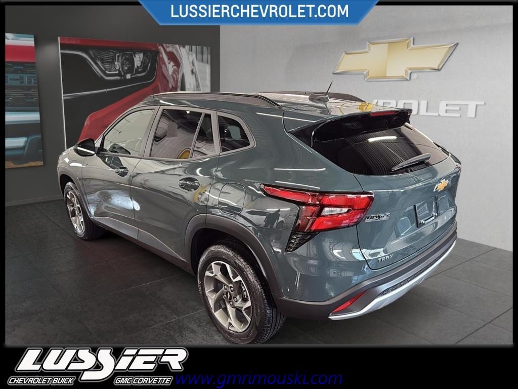 Chevrolet TRAX LT  2025 à Saint-Hyacinthe, Québec - 4 - w1024h768px