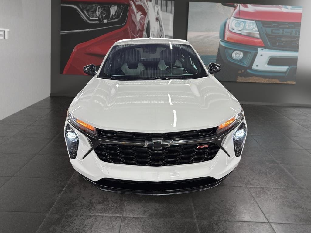 2024 Chevrolet Trax in Saint-Hyacinthe, Quebec - 2 - w1024h768px