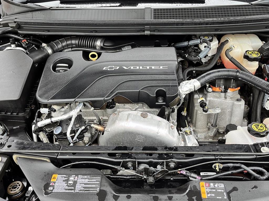 2017 Chevrolet Volt in Saint-Hyacinthe, Quebec - 3 - w1024h768px