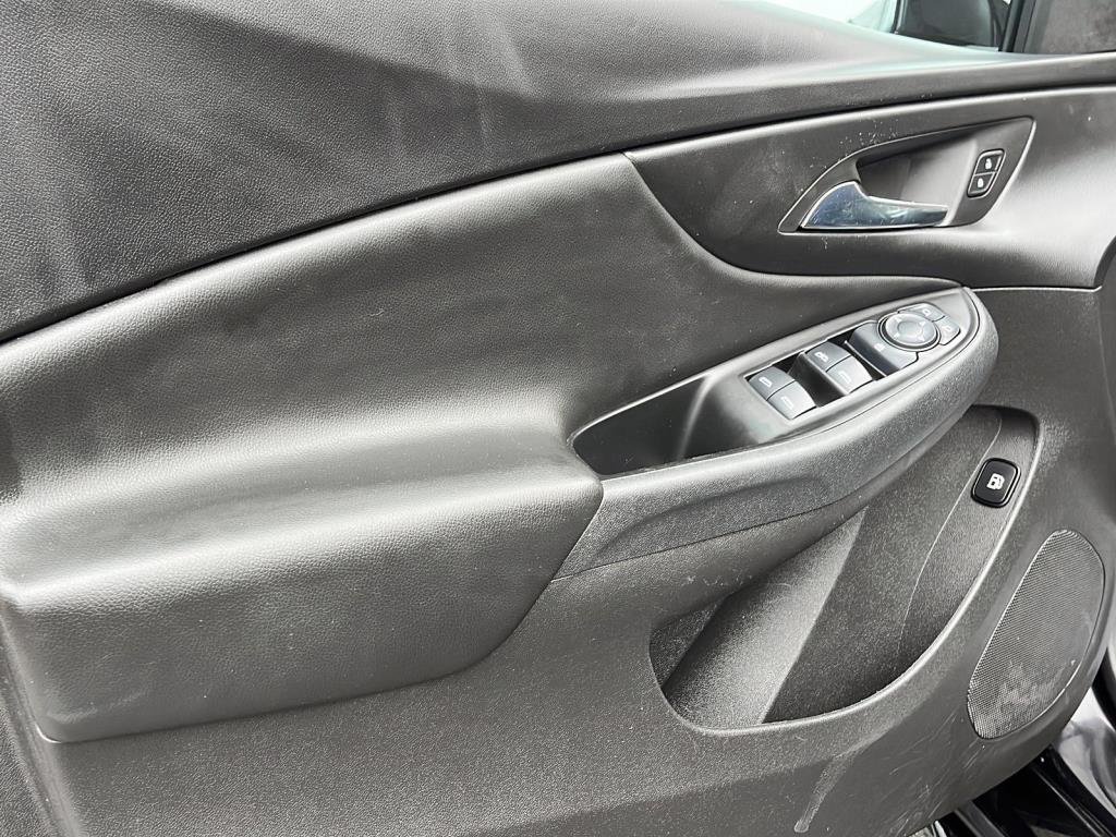 Chevrolet Volt  2017 à Saint-Hyacinthe, Québec - 8 - w1024h768px