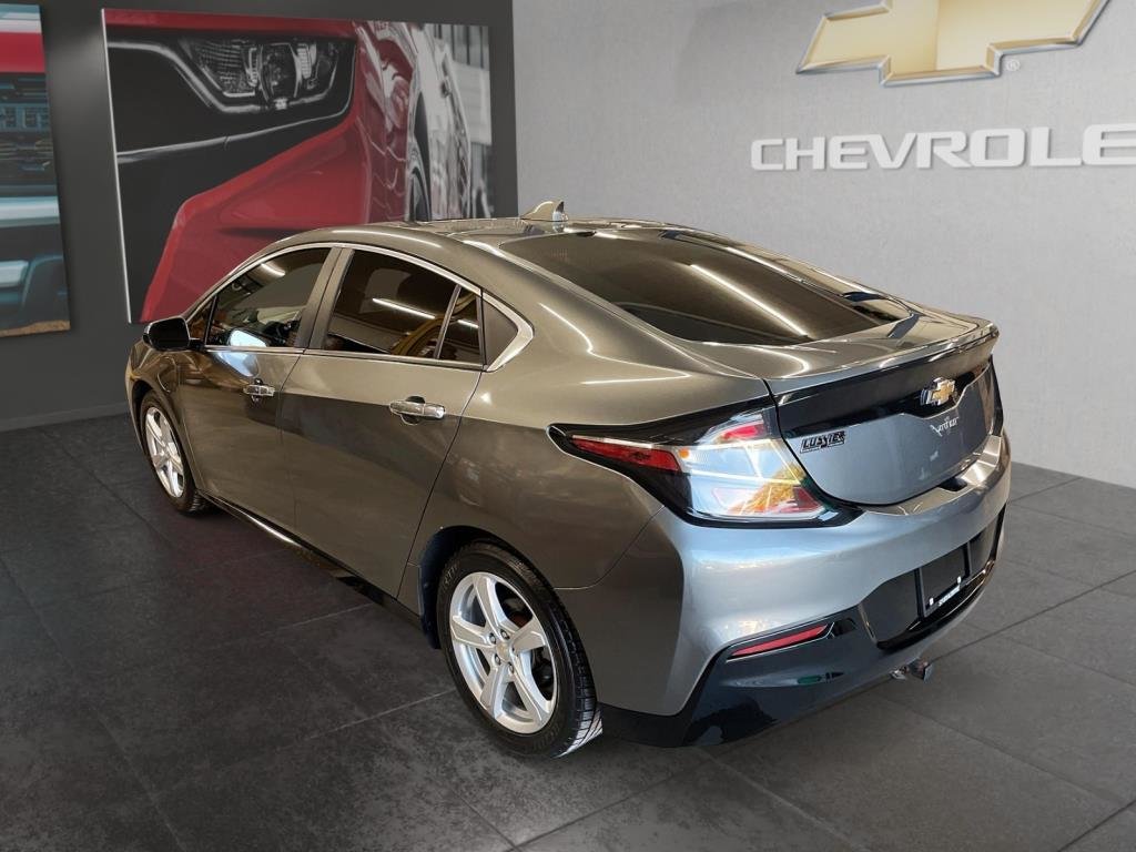 2017 Chevrolet Volt in Saint-Hyacinthe, Quebec - 4 - w1024h768px