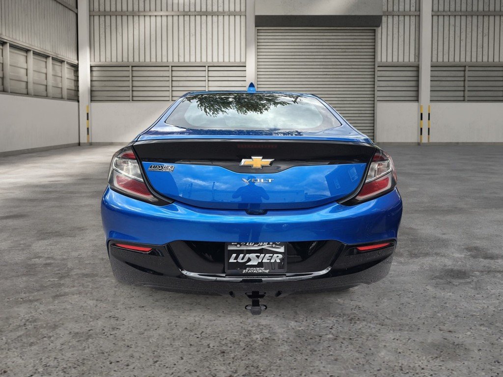 2017 Chevrolet VOLT in Saint-Hyacinthe, Quebec - 3 - w1024h768px