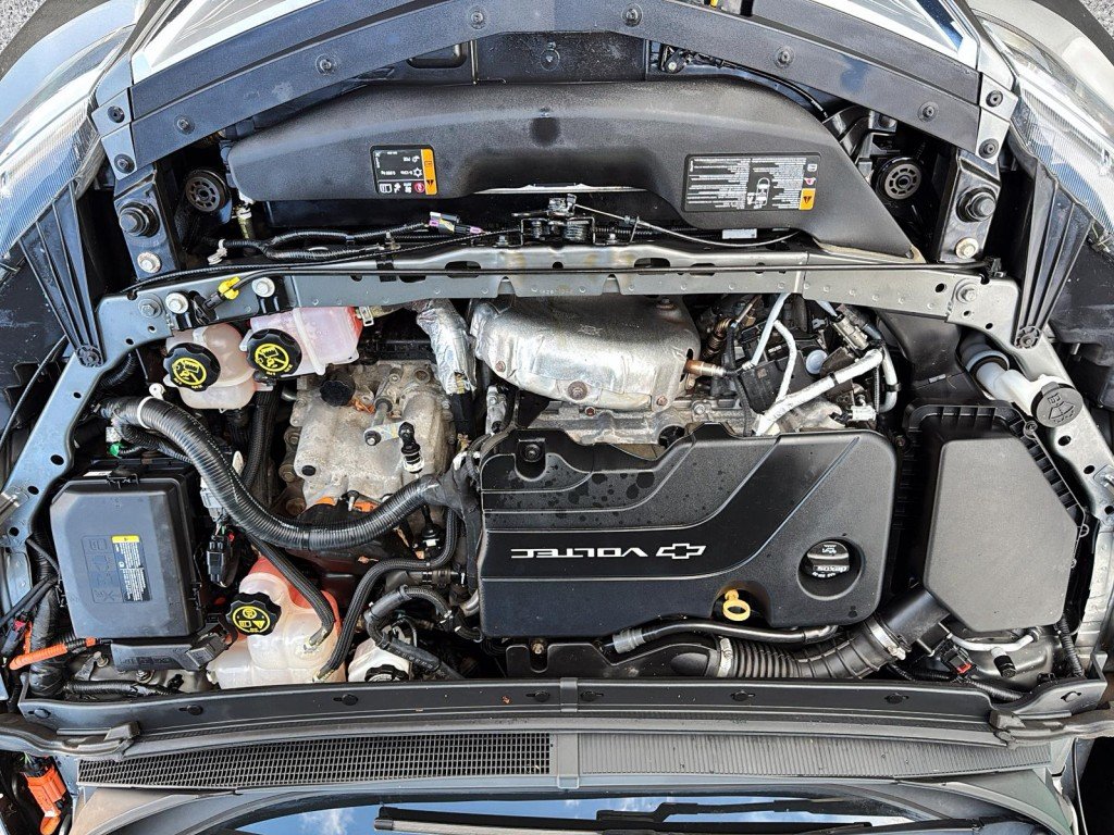 Chevrolet VOLT  2017 à Saint-Hyacinthe, Québec - 8 - w1024h768px