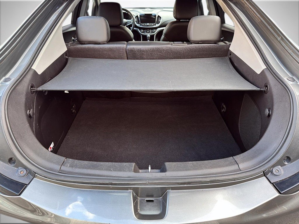 Chevrolet VOLT  2017 à Saint-Hyacinthe, Québec - 6 - w1024h768px