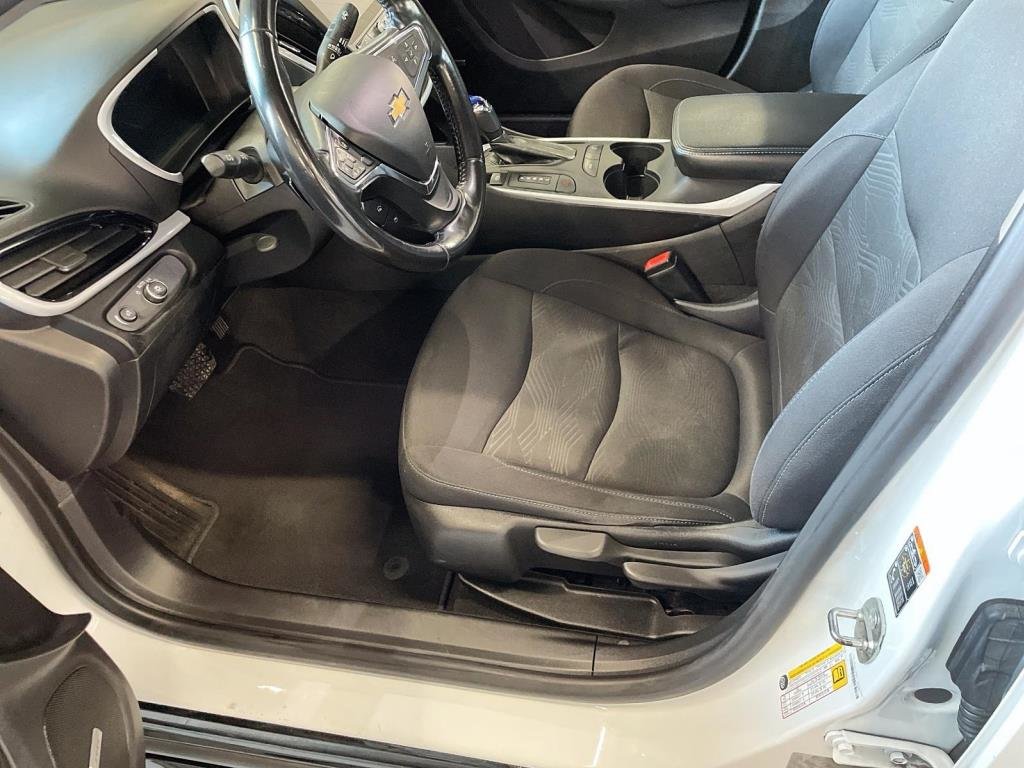 2019 Chevrolet Volt in Saint-Hyacinthe, Quebec - 9 - w1024h768px