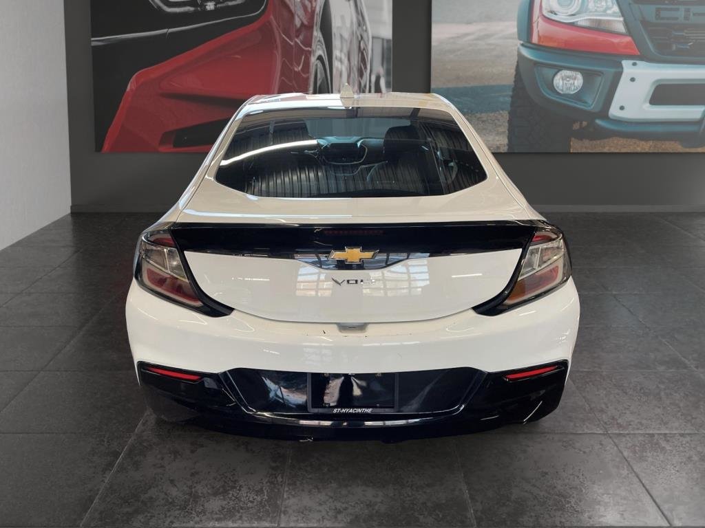 2019 Chevrolet Volt in Saint-Hyacinthe, Quebec - 4 - w1024h768px