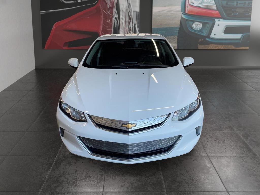 2019 Chevrolet Volt in Saint-Hyacinthe, Quebec - 2 - w1024h768px