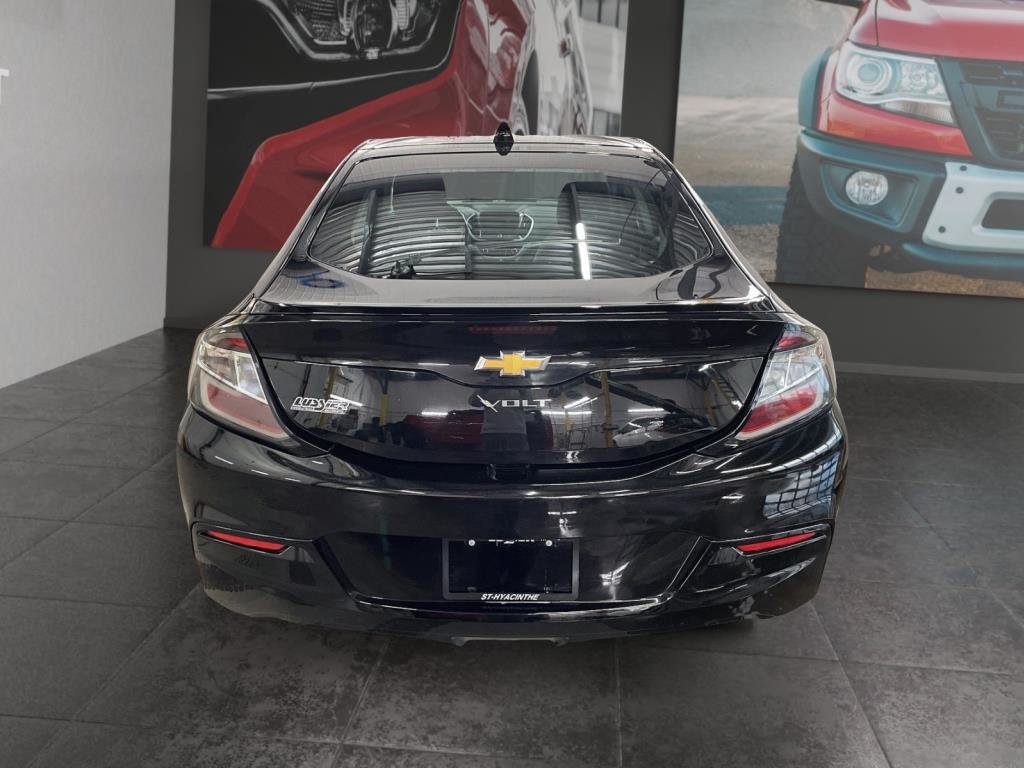 2019 Chevrolet Volt in Saint-Hyacinthe, Quebec - 4 - w1024h768px