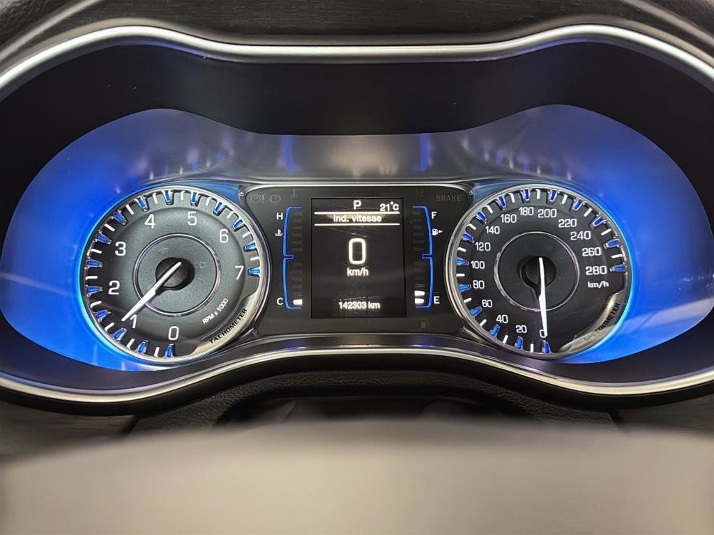 Chrysler 200  2016 à Saint-Hyacinthe, Québec - 14 - w1024h768px