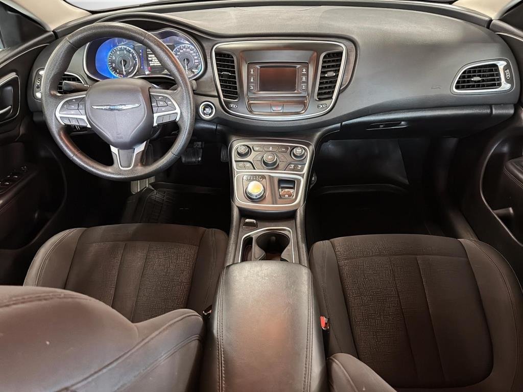 Chrysler 200  2016 à Saint-Hyacinthe, Québec - 10 - w1024h768px