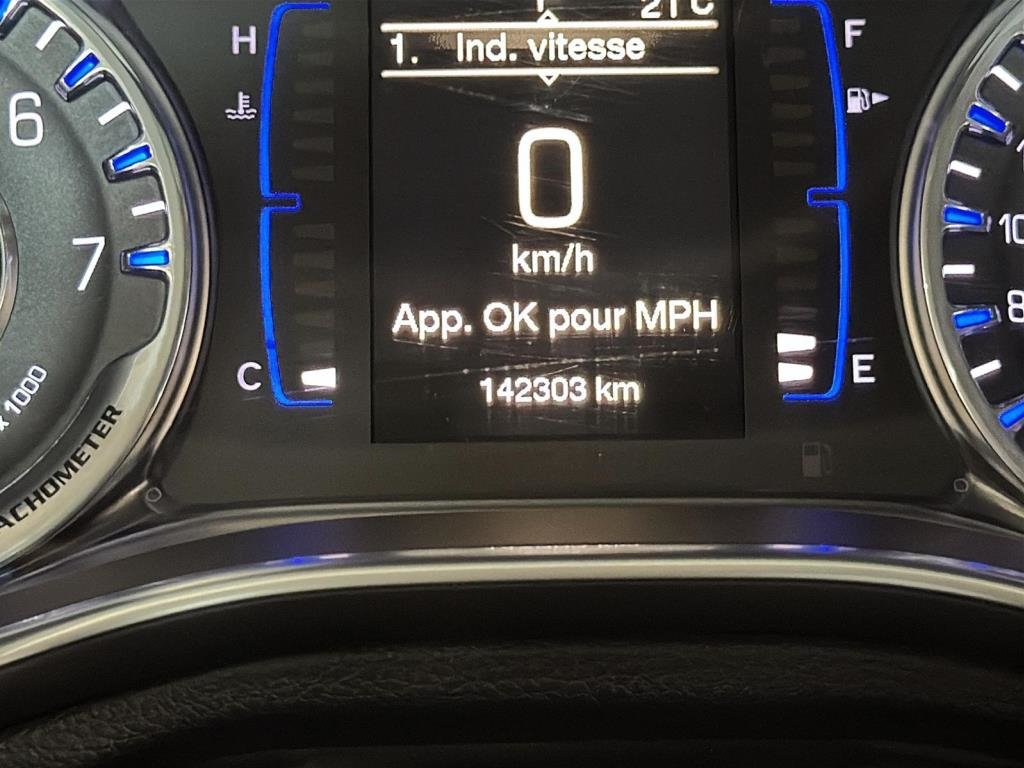 Chrysler 200  2016 à Saint-Hyacinthe, Québec - 13 - w1024h768px