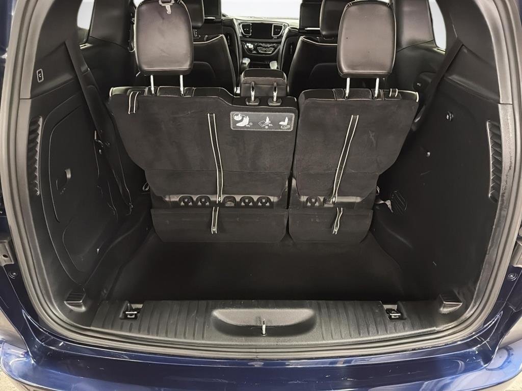 2020 Chrysler Pacifica in Saint-Hyacinthe, Quebec - 6 - w1024h768px