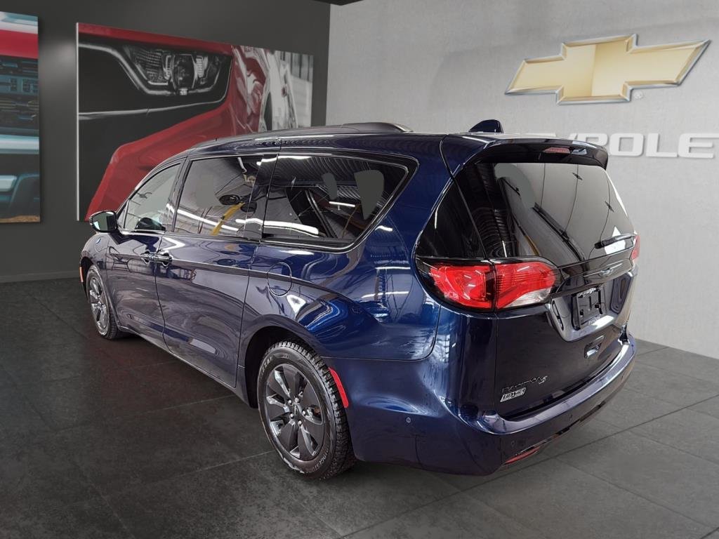 2020 Chrysler Pacifica in Saint-Hyacinthe, Quebec - 4 - w1024h768px