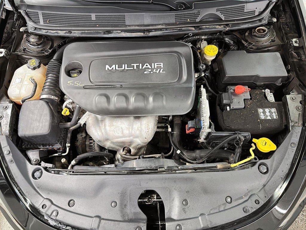 2014 Dodge DART in Saint-Hyacinthe, Quebec - 8 - w1024h768px