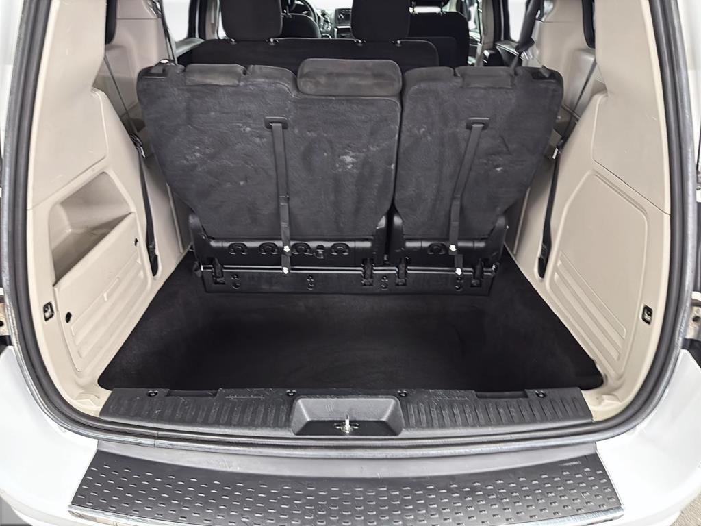 2017 Dodge Grand Caravan in Saint-Hyacinthe, Quebec - 6 - w1024h768px