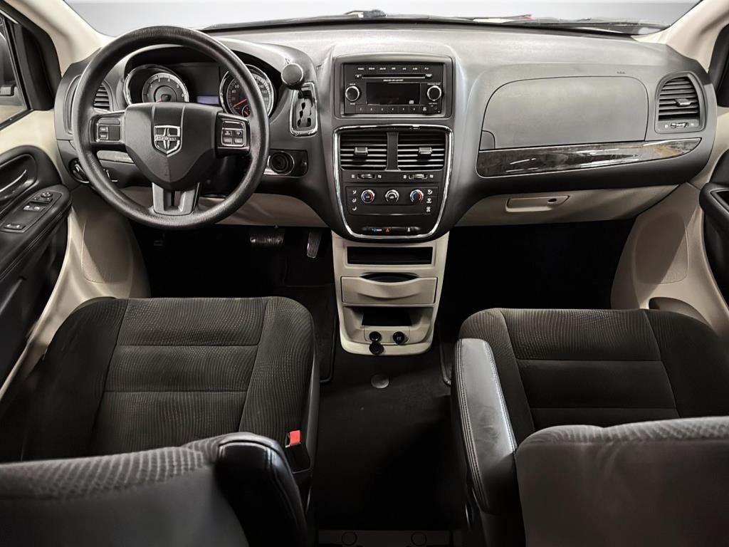 2017 Dodge Grand Caravan in Saint-Hyacinthe, Quebec - 10 - w1024h768px