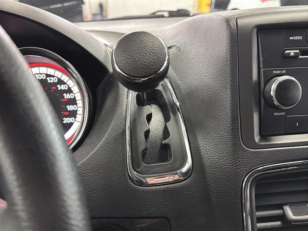 2017 Dodge Grand Caravan in Saint-Hyacinthe, Quebec - 15 - w1024h768px