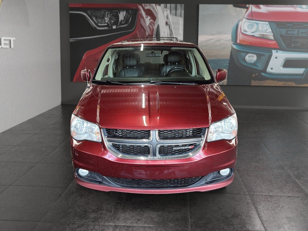 2017 Dodge Grand Caravan in Saint-Hyacinthe, Quebec - 2 - w1024h768px